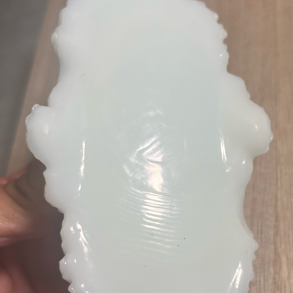 Sold!1950s Fostoria Jenny Lind Milk Glass Hat Pin Box And Oval Vanity Tray - Picture 9 of 10